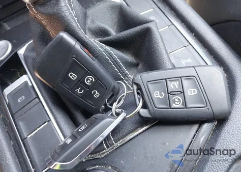 2023 Volkswagen Tiguan 2.0T Se R-Line Black из США, поврежденный, VIN 3VV8B7AX5PM124100